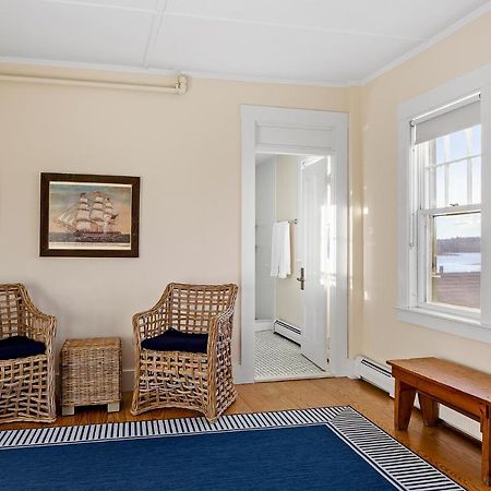 East Wind Inn & Suites Tenants Harbor 外观 照片