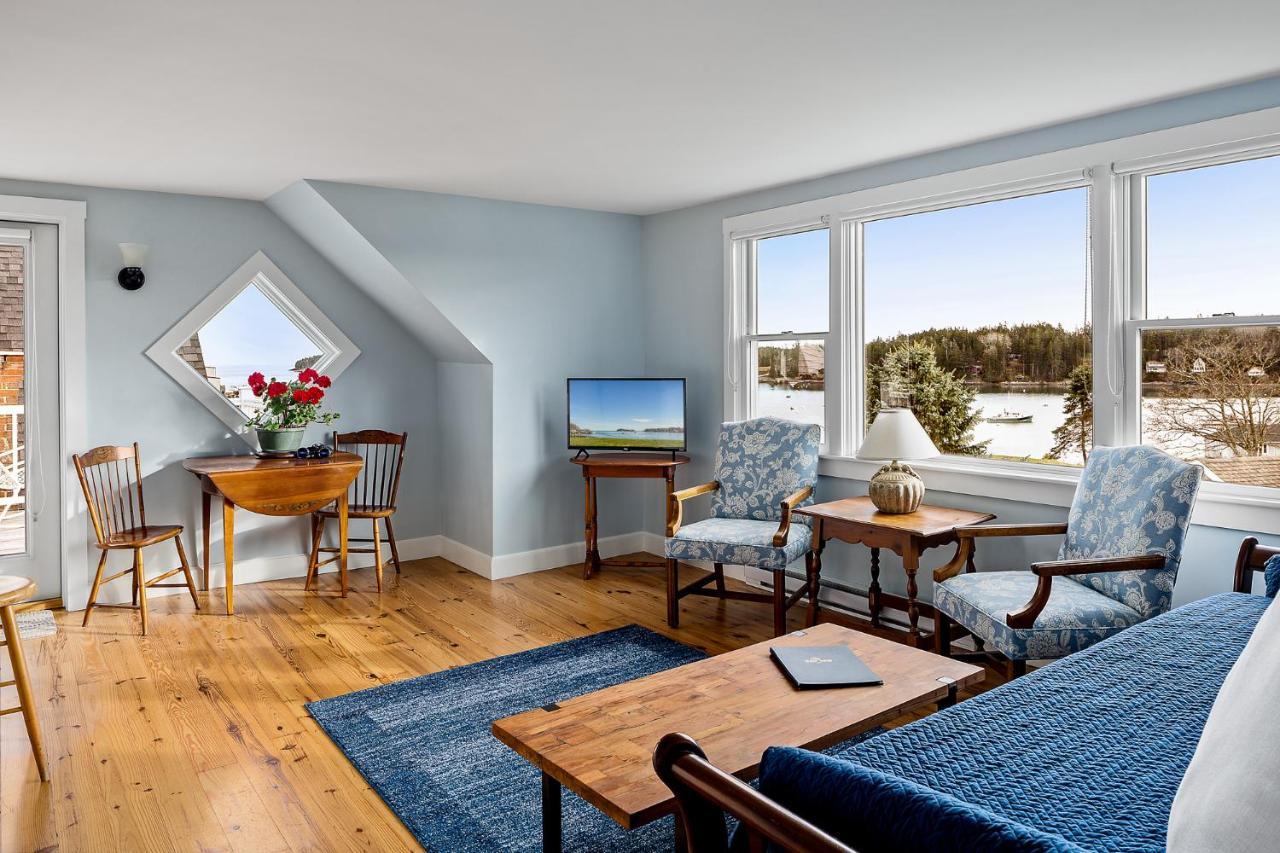 East Wind Inn & Suites Tenants Harbor 外观 照片