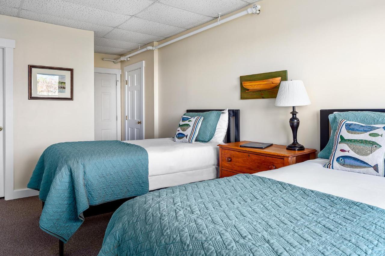 East Wind Inn & Suites Tenants Harbor 外观 照片