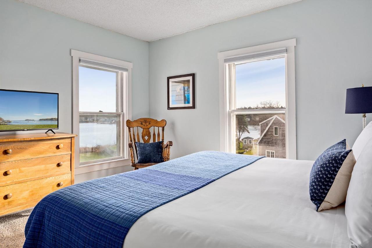 East Wind Inn & Suites Tenants Harbor 外观 照片