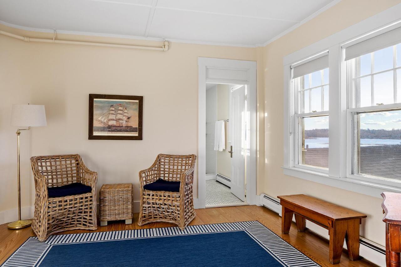 East Wind Inn & Suites Tenants Harbor 外观 照片