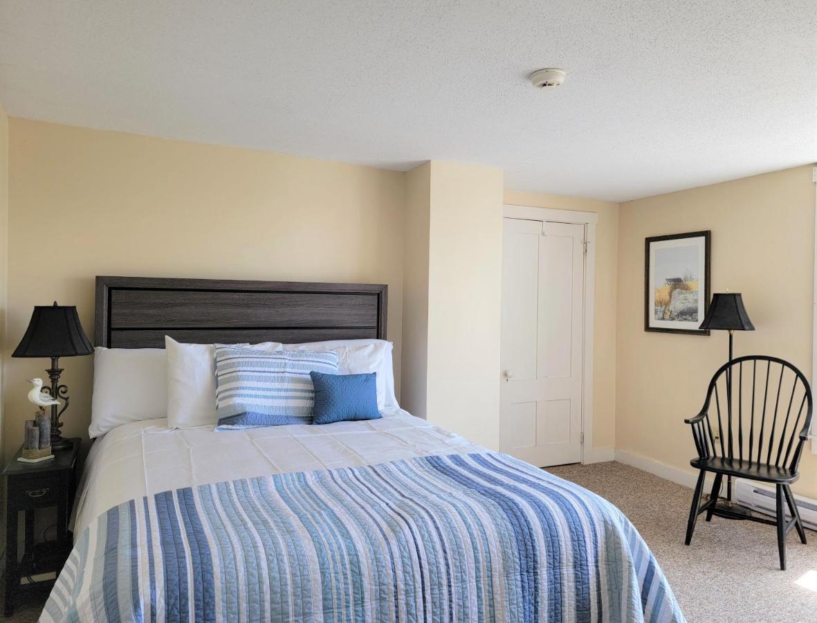 East Wind Inn & Suites Tenants Harbor 外观 照片