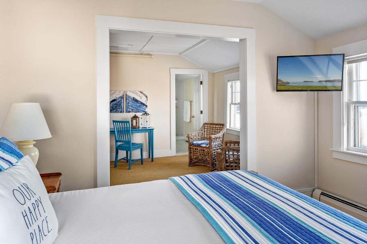 East Wind Inn & Suites Tenants Harbor 外观 照片